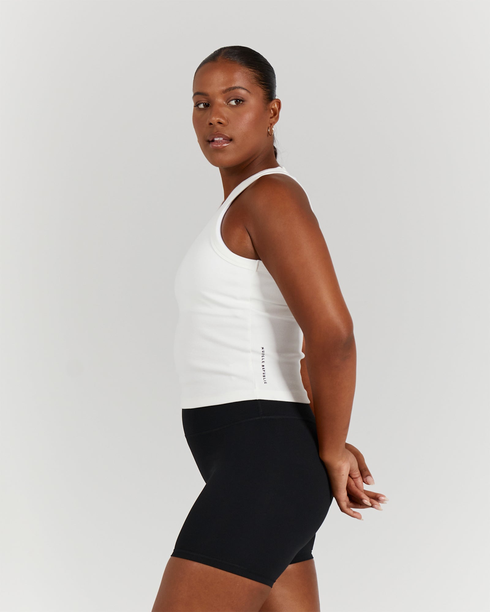 Amazoniasale Tshirts & Singlets Quorra