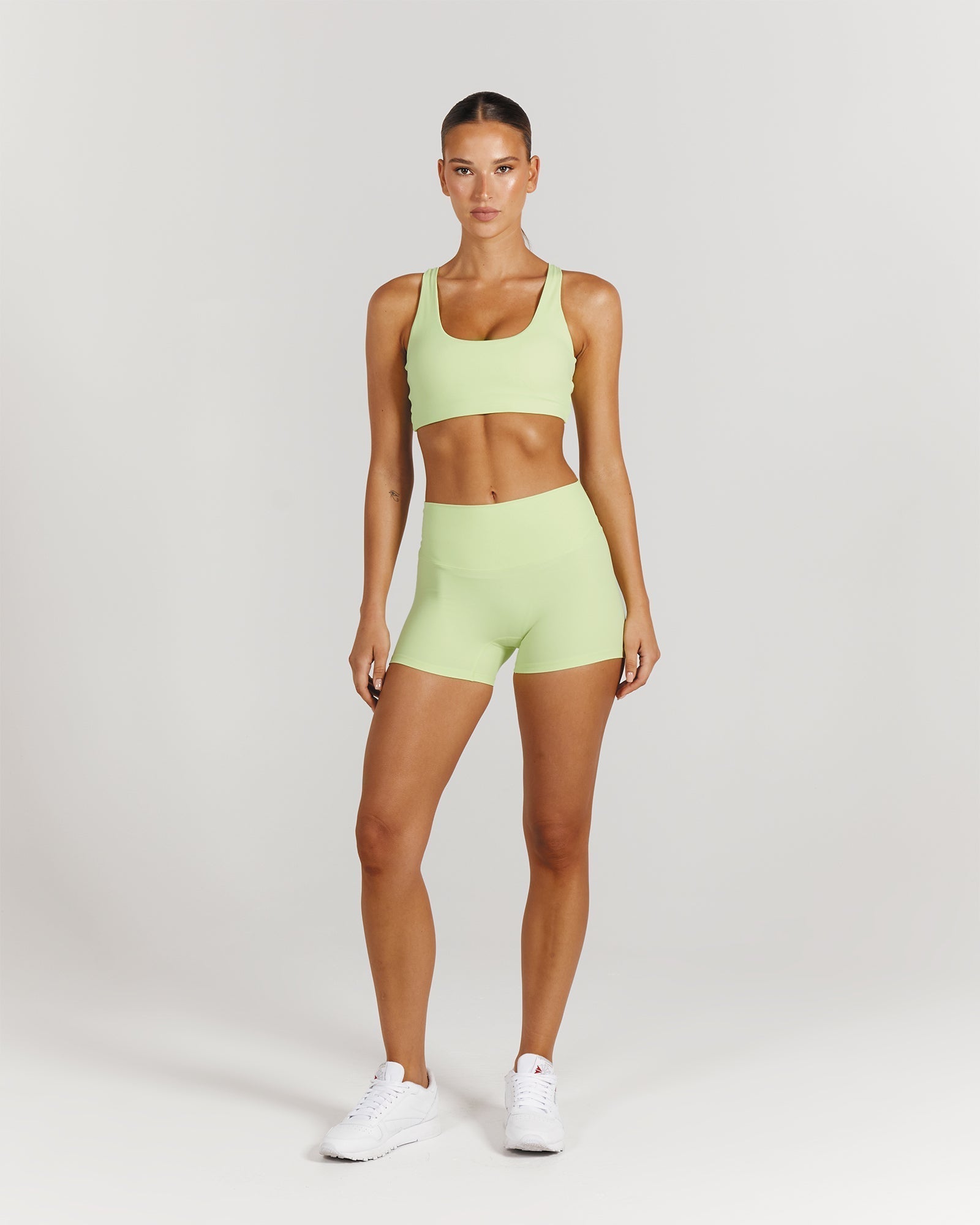 Amazoniasale Shorts LyraX Core