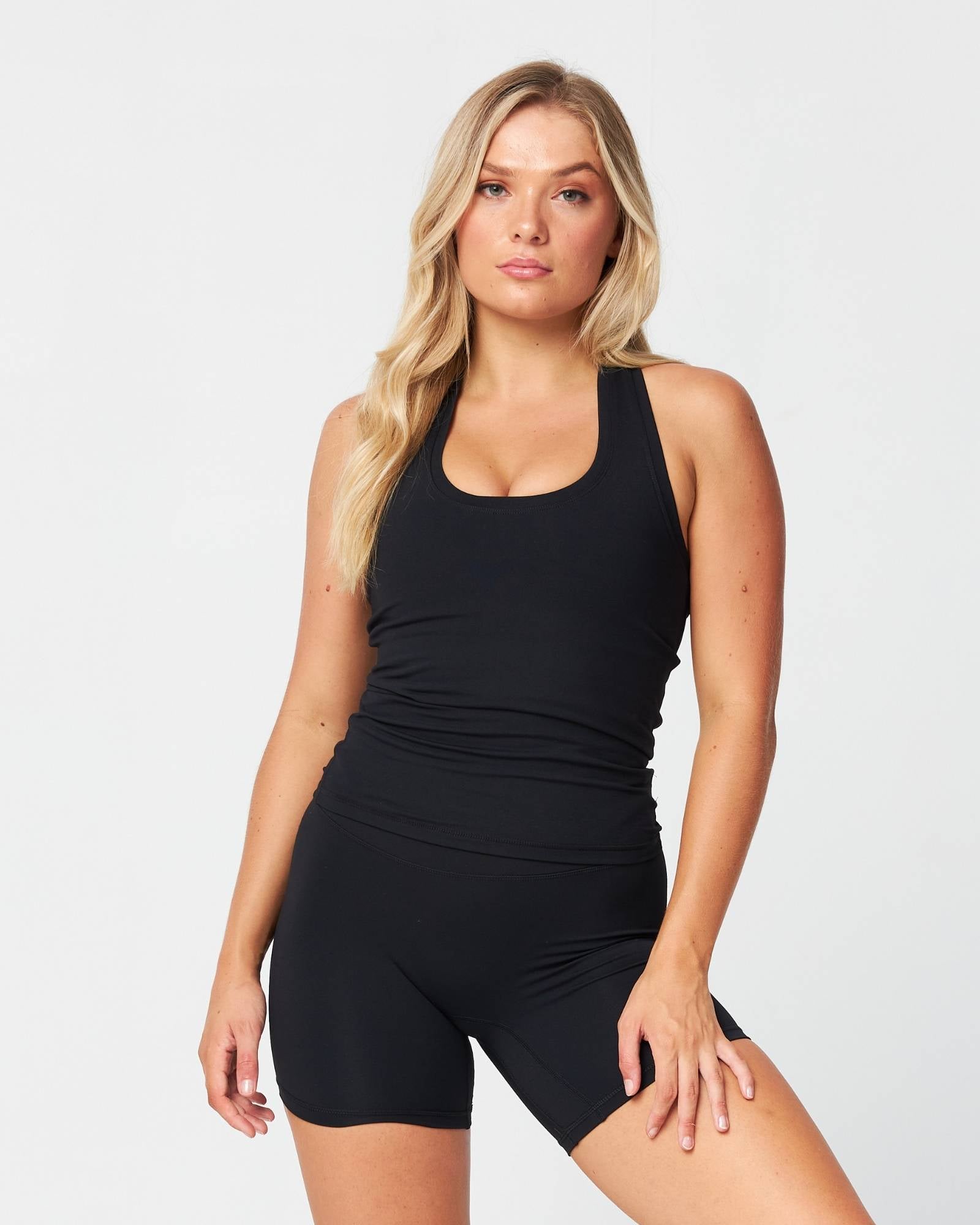 Amazoniasale Tshirts & Singlets Nexum Max